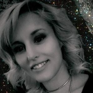 Meet your Posher, Devynne